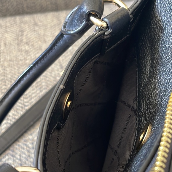 MICHAEL KORS AUSTEN SMALL SATCHEL HANDBAG - Picture 16 of 16